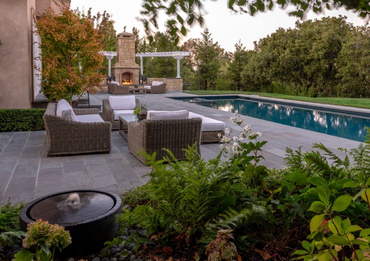 Emerald Hills Estate Outdoor Lounge
